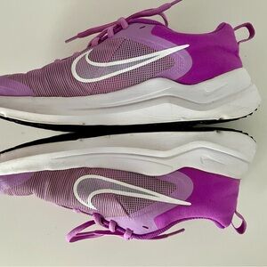 Nike Downshifter 12 Rush Fuchsia Purple 7Y / Women’s 8.5
